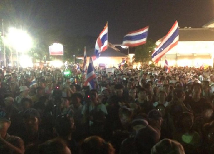 สุเทพลุยชวนรัฐวิสาหกิจพรุ่งนี้โวขรก.รอร่วมม็อบใหญ่