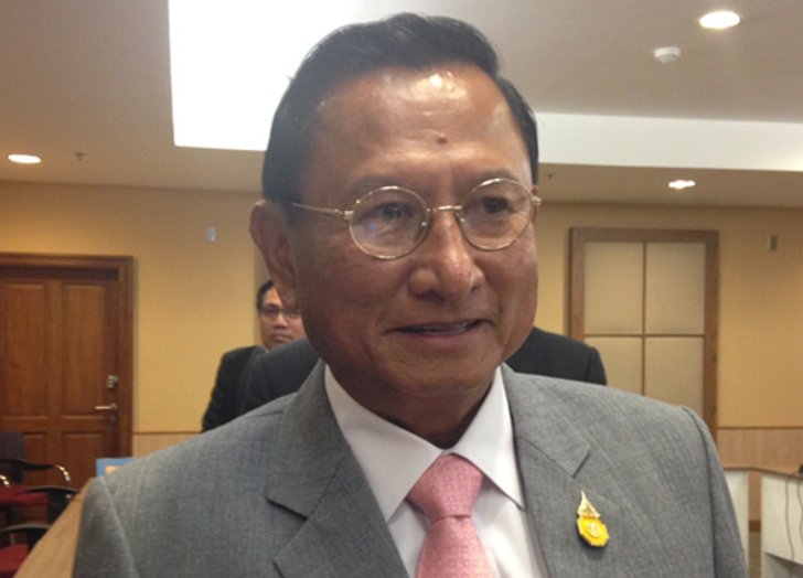 กกต.มอบโล่ประกาศเกียรติคุณขรก.เกษียณ