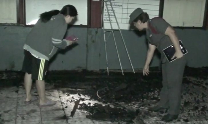ไฟฟ้าช็อตงู! ทำไฟไหม้โรงอาหารของโรงเรียนวอด
