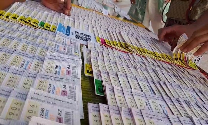 สำรวจแผงหวยคำชะโนด หาซื้อลอตเตอรี่ใบละ 80 บาท แต่ไม่มี