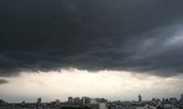 สภาพอากาศวันนี้ กรมอุตุฯ เตือนฝนตกเพิ่มขึ้น ถล่มหนัก 37 จังหวัด กทม.โดนด้วย