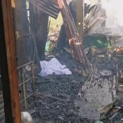 สุดสลด ไฟไหม้บ้านที่เพชรบูรณ์ ผู้ป่วยติดเตียงวัย 46 ปี ดับคากองไฟ