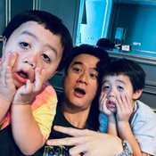 &#8220;น็อต วิศรุต&#8221; โพสต์ภาพหล่อในมุมบ้านหรู &#8220;ชมพู่&#8221; ยังต้องรีบมาคอมเมนต์