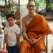 กัปตัน ชลธร