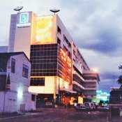 โรงแรมรอยัลพลาซ่า
