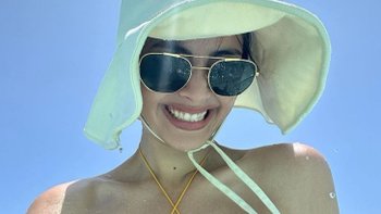 "ญาญ่า" ใส่บิกินี่แจกยิ้มสดใส "ณเดชน์" เห็นถึงกับรีบคอมเมนต์เลย