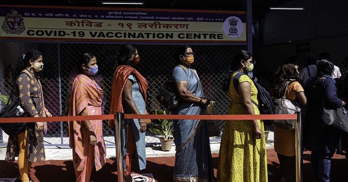 Hospital staff in India extinguished  24 hours after the COVID-19 vaccination