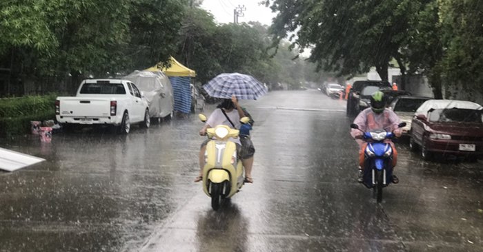 พยากรณ์อากาศวันนี้ กรมอุตุฯ เตือน ทั่วไทย ฝนตกหนักถึงหนักมาก