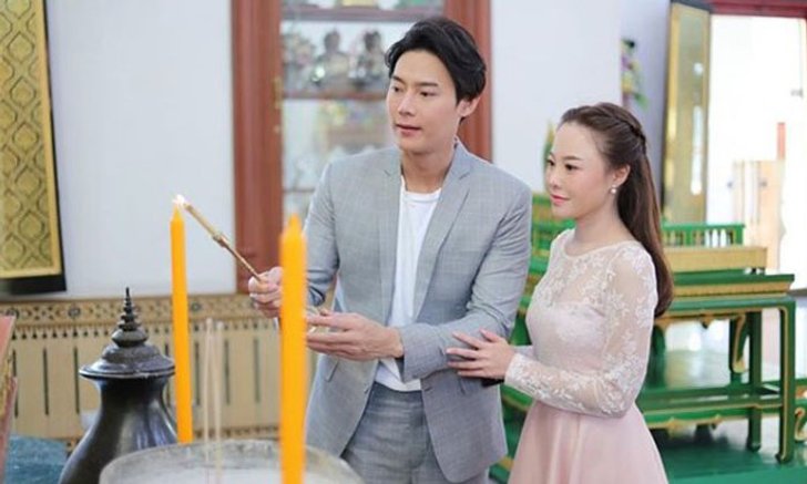 "ต๊ะ วริษฐ์" ควงเจ้าสาว "แอน วริษฐา" เข้าพิธีแต่งงานแบบไทย