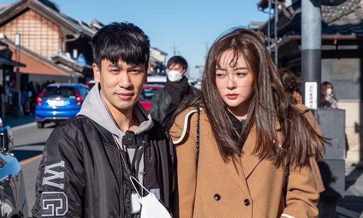 "แก้มบุ๋ม" ควง "พีท" สวีตเที่ยวญี่ปุ่น แฟนหนุ่มอวดรูปคู่วุ่นๆ เริ่มต้นทริปปีใหม่