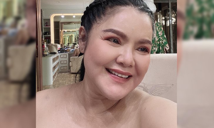 อุ๊ย! “ฮาย อาภาพร” แอบแซ่บ ถ่ายเซลฟี่อวดผิว แต่เงาในกระจก ทำโฟกัสผิดจุดเต็มๆ