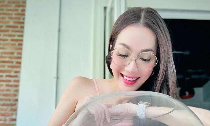 โค้งสุดท้าย "อ๋อม สกาวใจ" ให้ชมภาพเลขเด็ด "น้องกระดิ่ง"
