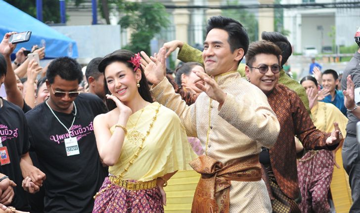 โป๊ป เบลล่า นำทีมบุพเพสันนิวาสรำแก้บน เรตติ้งแรงทำลายสถิติ