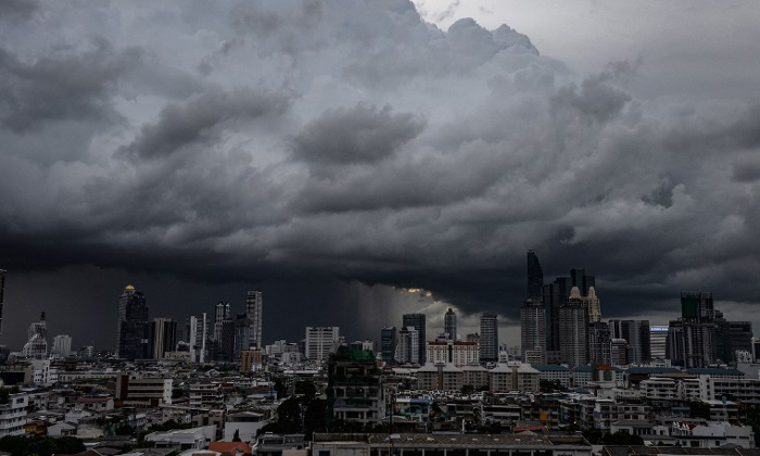 เตือนรับมือพายุฤดูร้อน 5-7 เม.ย. กรุงเทพ-เหนือ-กลาง ฝนตกฟ้าผ่า