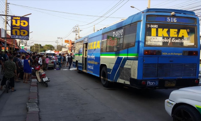 คุณตาแวะตลาดข้ามถนนไม่พ้น รถเมล์สาย 516 ชนเสียชีวิตน่าเศร้า