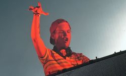 "Avicii" ดีเจชื่อดังชาวสวีเดน เสียชีวิตแล้วในวัยเพียง 28 ปี