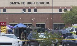 "ยิงเพราะไม่ชอบหน้า"  หนุ่ม 17 สารภาพ กราดยิง 10 ศพ ในโรงเรียนซานตาเฟ