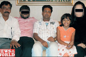 ตร.อินเดียจับพ่อเด็กหญิงน้อย สลัมด็อก หวังขายลูก