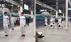 กลุ่มนักศึกษาหล่อโชว์ "ตีลังกา" กลางสถานีญี่ปุ่น หวังคลายเครียดคนรอรถไฟนานจัด
