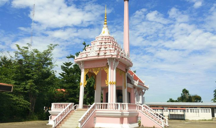 หวานแหวว วัดดังเนรมิตเมรุเผาศพ-อุโบสถสีชมพูทั้งหลัง กุศโลบายให้ใจสงบ