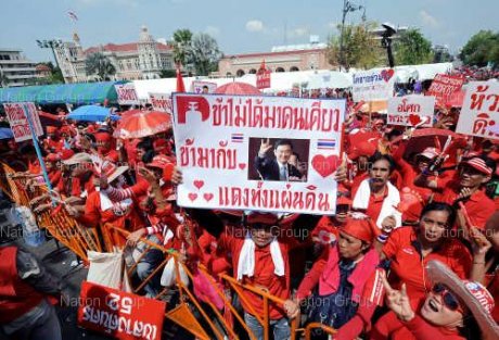 นปช.นัดชุมนุมใหญ่วัดไผ่เขียว 10 พ.ค. ชูแฉละครลวงโลกของ รบ.