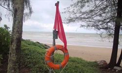 พังงาปักธงแดง หลังอุตุฯเตือนคลื่นลมแรงและฝนตกหนักภาคใต้