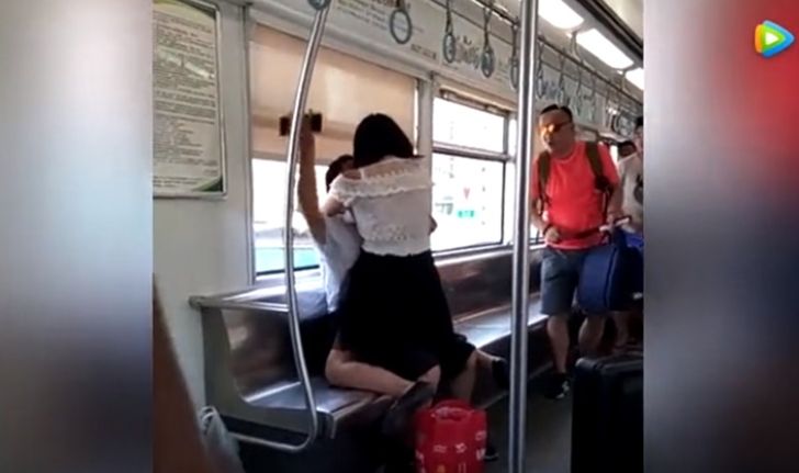 หญิงจีนคลั่ง ไล่กัดคนเลือดอาบ-แก้ผ้าล่อนจ้อนในรถไฟใต้ดิน หลังทะเลาะกับสามี