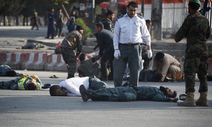 ระเบิดฆ่าตัวตายสนามบินคาบูล ต้อนรับรองประธานาธิบดี ดับอย่างน้อย 11 ศพ