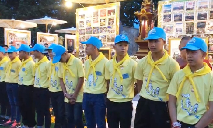 พระเอกพล พร้อมเด็กๆ 3 คนทีมหมูป่า ได้รับสัญชาติไทยแล้ว