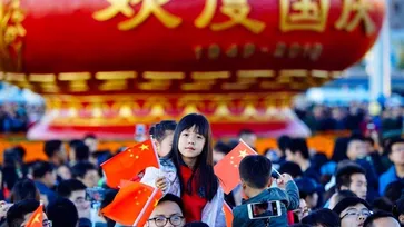 วันเดียวแสนล้าน! ชาวจีนฉลองหยุดยาววันชาติ เที่ยวในประเทศ 112 ล้านคน