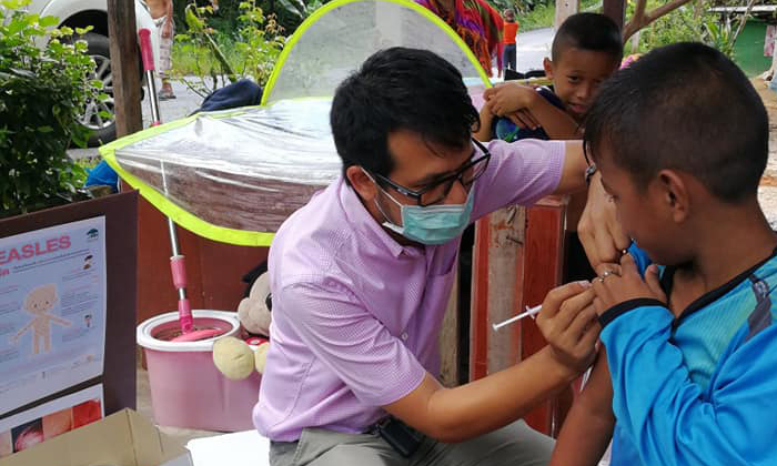 เดินหน้ามาตรการ 323 "สยบโรคหัด" เร่งค้นหาผู้สัมผัสผู้ป่วยให้วัคซีนป้องกัน