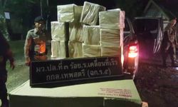 ทหารตั้งด่านค้นกระบะยึด “บุหรี่ยี่ห้อดัง-หนีภาษี” รวม 4,750 ซอง