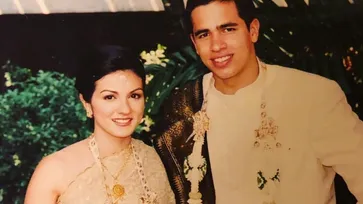 "โม้นา ราโมน่า" อวดภาพแต่งงานเมื่อ 14 ปีก่อน บ่าวสาวสวยหล่อในชุดไทย