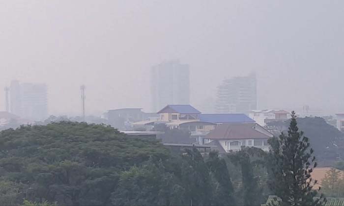"ฝุ่น PM 2.5" แผ่ปกคลุมนนทบุรีหนัก "บางกรวย-ปากเกร็ด" ค่อนข้างหนา หวั่นกระทบสุขภาพ