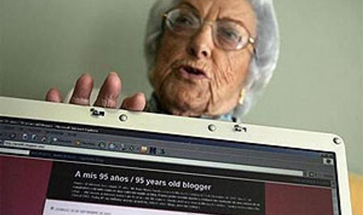 คุณยายสเปนเจ้าของเว็บบล็อกแก่สุดในโลกเสียชีวิตแล้ว