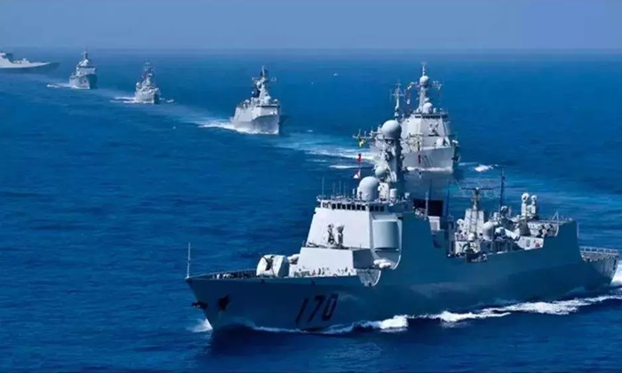 เผยศักยภาพ “กองเรือดำน้ำ” ในงานฉลองครบรอบ 70 ปี กองทัพเรือจีน