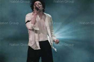 ฮือ! เห็นวิญญาณแจ็คสันโผล่รายการ แลร์รี่ คิง โชว์