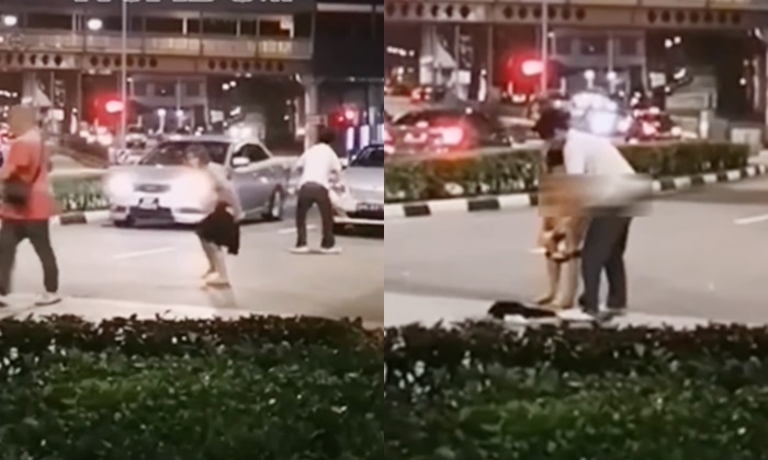 สาวหมวยไล่กวดโชเฟอร์แท็กซี่สิงคโปร์ เดือดจัดแก้ผ้าประชดกลางถนน
