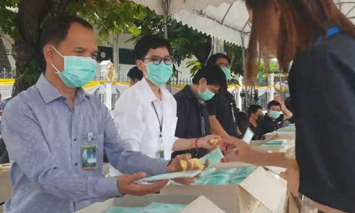 ทำเนียบแจกหน้ากากอนามัยฟรี 5 ชิ้นต่อคน จนกว่าสถานการณ์ไวรัสโคโรนาคลี่คลาย
