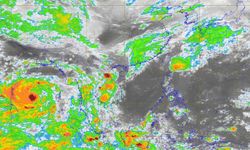 อุตุฯ เตือนพายุไซโคลนอำพัน กระทบ 60 จังหวัดฝนตกหนัก-คลื่นลมแรง