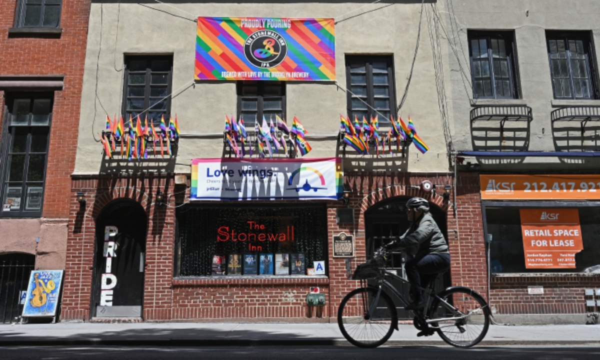 “Stonewall Inn” จุดเริ่มต้นการต่อสู้ของ LGBTQ+ กำลังประสบปัญหาหลังวิกฤติ “โควิด-19”