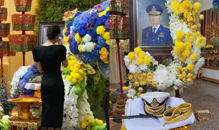 "แต้ว ณฐพร" ร่ำไห้ต่อหน้ารูปคุณพ่อ สวดพระอภิธรรมคืนสุดท้าย ทุกคนอยากกอดให้กำลังใจ