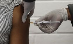 เปิดราคาวัคซีนโควิด-19 ครั้งแรก คาดตกเข็มละ 620 บาท ต้องฉีดคนละ 2 เข็ม