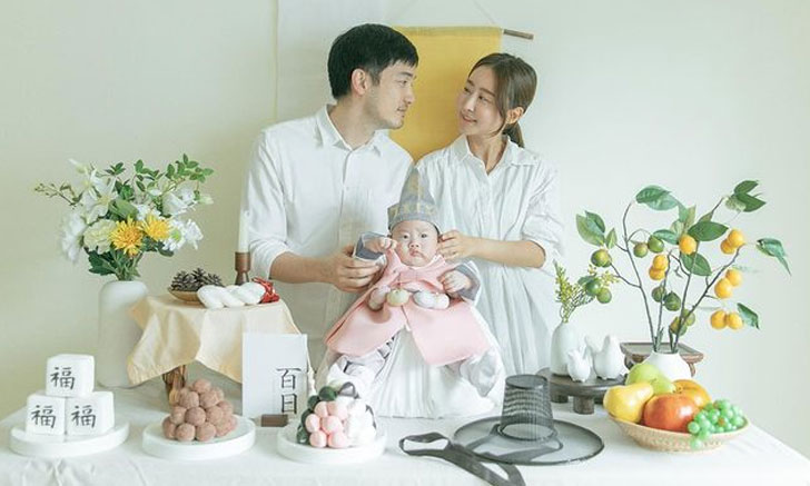 "อ้วน รังสิต" ถ่ายภาพครอบครัวสไตล์เกาหลี "น้องโรฮา" อายุครบ 3 เดือน