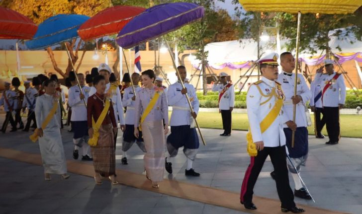 ในหลวง พระราชินี เสด็จฯ ถวายบังคมสมเด็จพระบูรพมหากษัตริยาธิราช เนื่องในวันจักรี