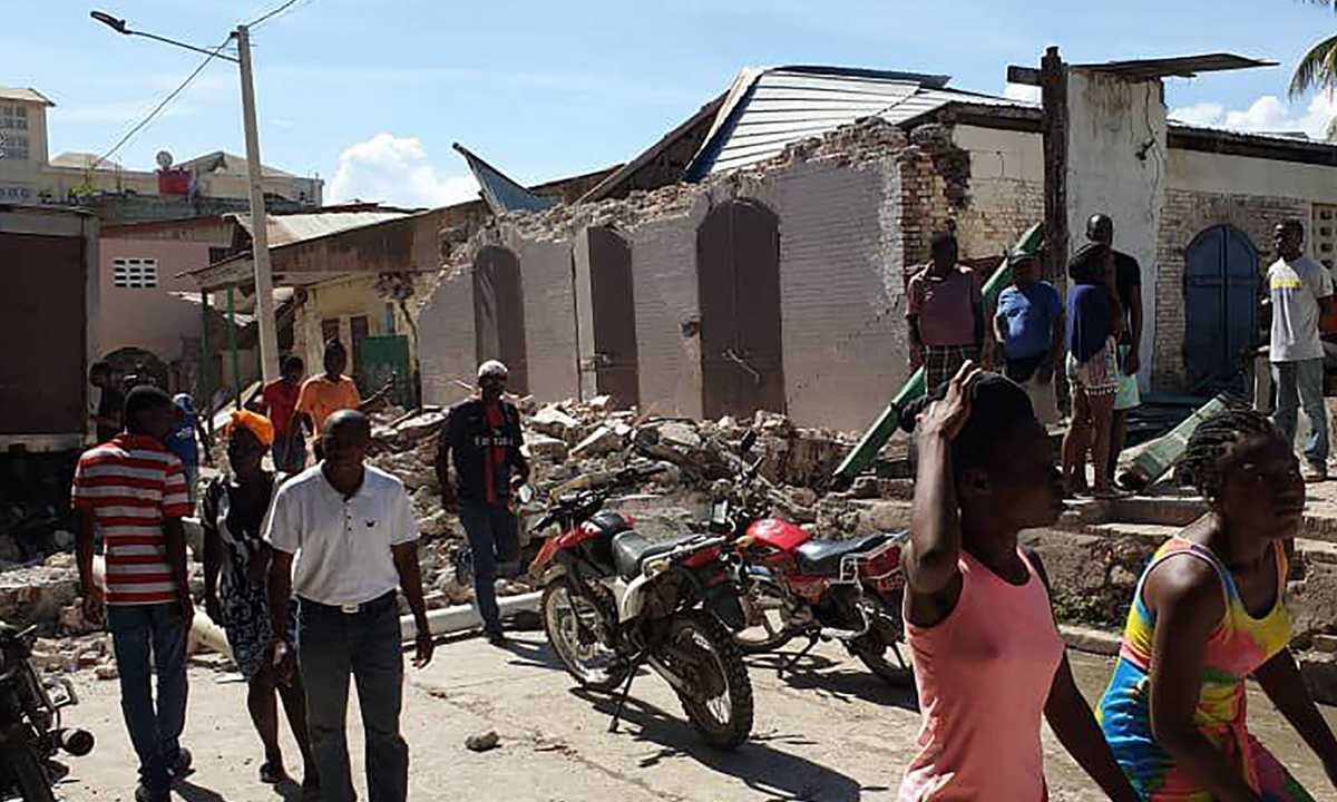 "เฮติ" ช็อกซ้ำ! แผ่นดินไหวขนาด 7.2 ยอดดับทะลุ 300 ราย