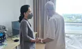 คู่ชีวิต "อีฟ พุทธิดา" เผยภาพซึ้ง "อาเปี๊ยก" จับมือเคียงข้าง "อาต้อย" รักษามะเร็งปอด