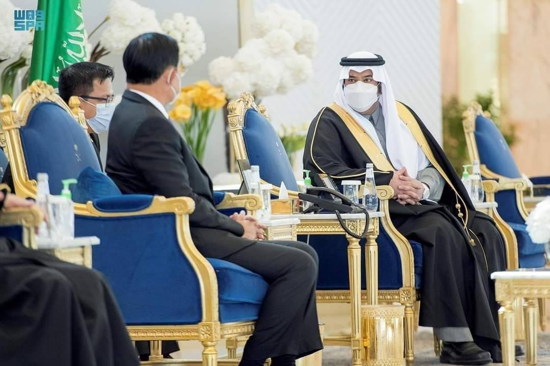 saudi-crown-prayuth-250122-2