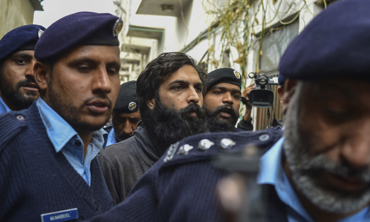 สั่งประหารทายาทมหาเศรษฐี ข่มขืน-ฆ่าตัดหัวลูกอดีตทูต แค้นปฏิเสธคำขอแต่งงาน