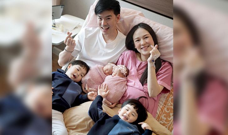 น่ารัก "ออย-บีม" โพสต์รูปครอบครัว  6 คนรูปแรก พร้อมหน้าพ่อแม่ลูกแฝด